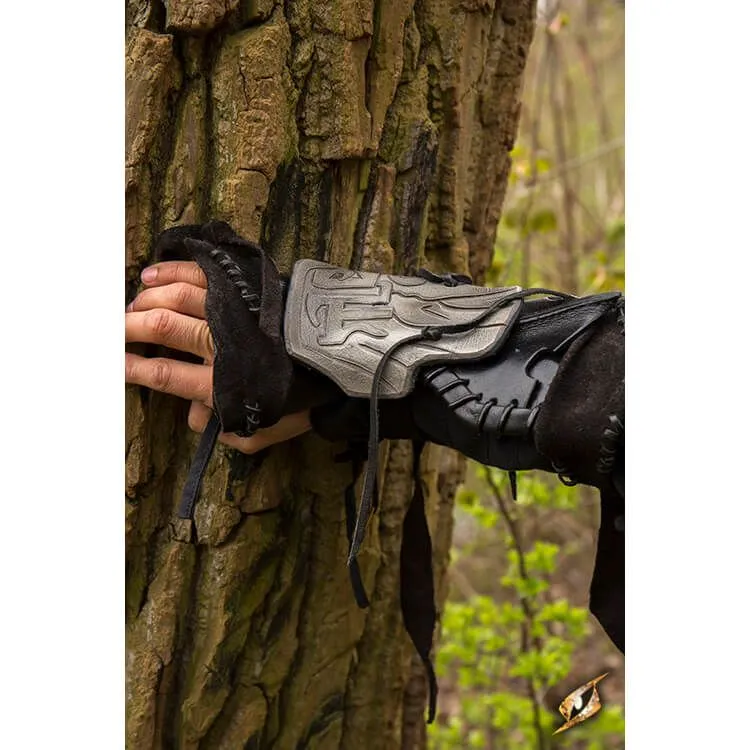 Bone Bracer