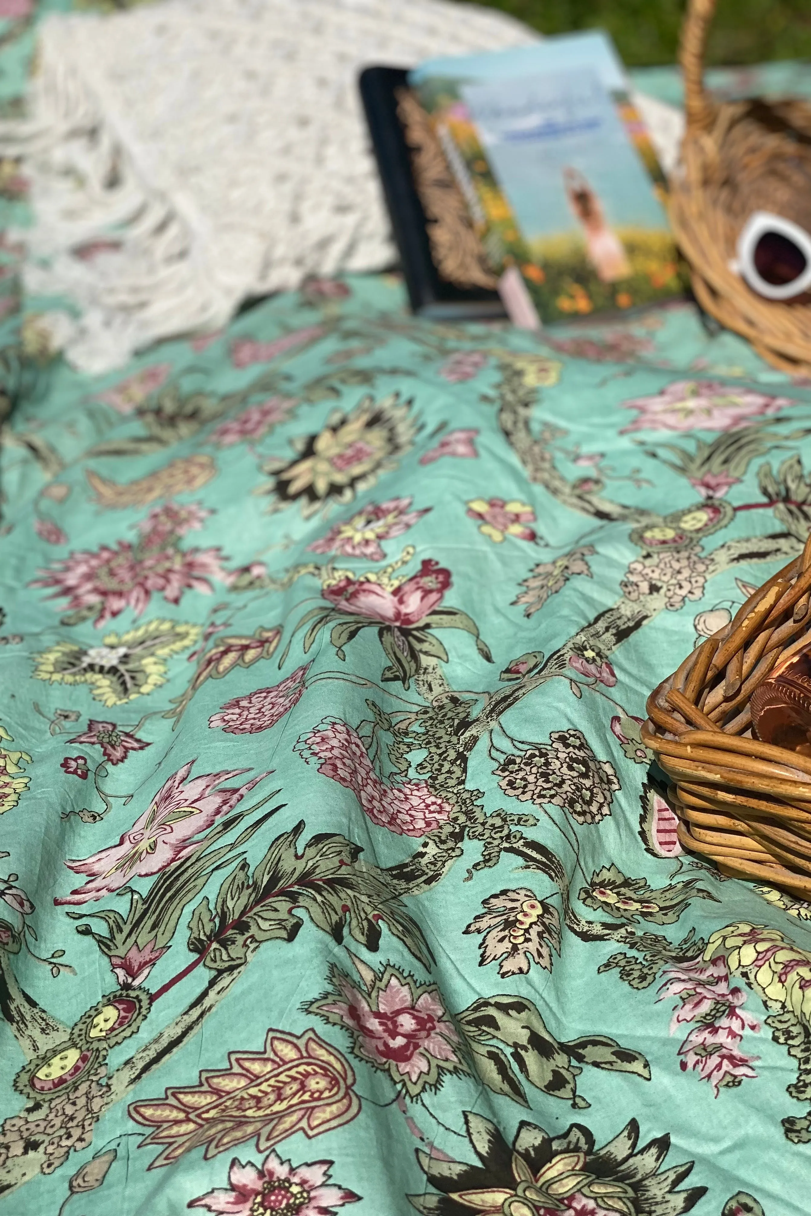 DAISY PICNIC BLANKET AQUARIUS