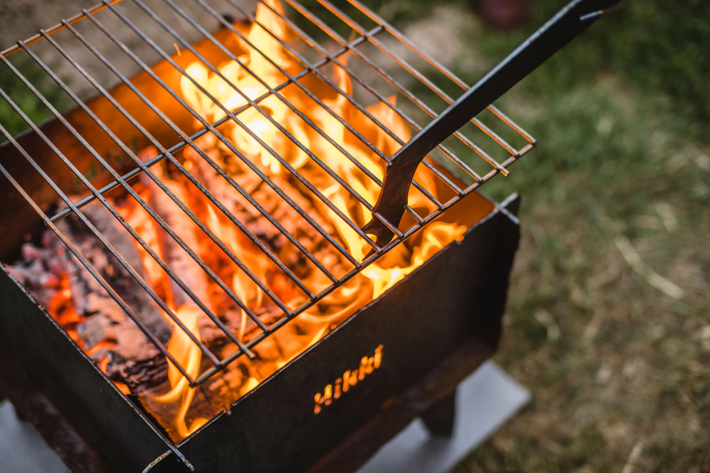 Hikki | Lillhalla Fire Pit / Fire Place